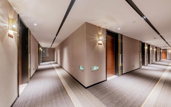 Home Inn Plus Hangzhou Xiasha Wenhai South Road Metro Station