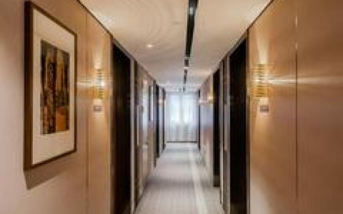 Home Inn Plus Hangzhou West Lake Lakeside Pedestrian Street