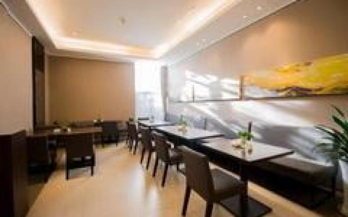 Home Inn Plus Hangzhou Sijiqing Qianjiang New City Qingjiang Road