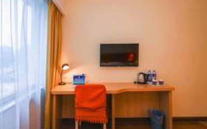 Home Inn Beijing West Station Lizeqiao