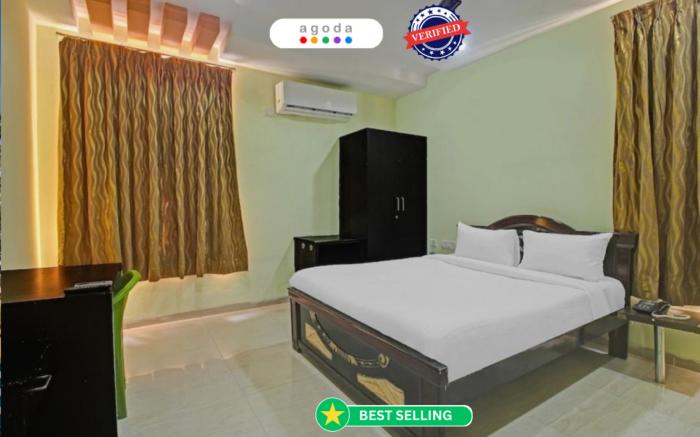 Goroomgo LA GRACE Suit Bhubaneshwar
