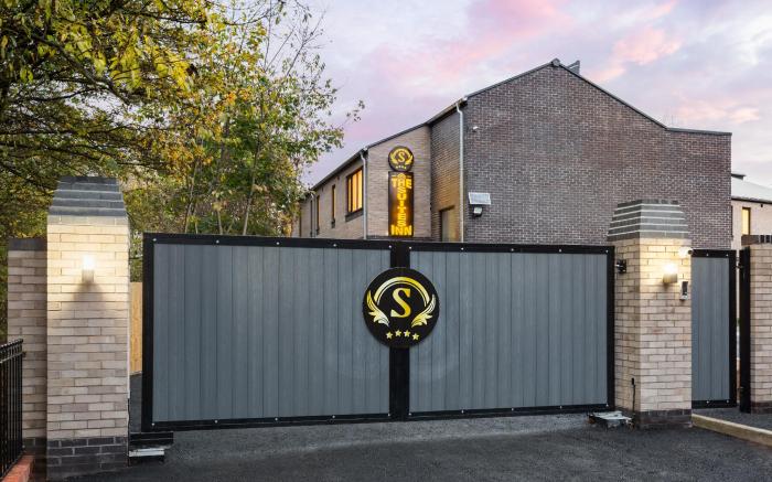 THE SUITES INN HOTEL IN DUDLEY-BIRMINGHAM