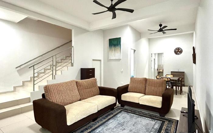New Cozy 4-bedroom Terrace Home