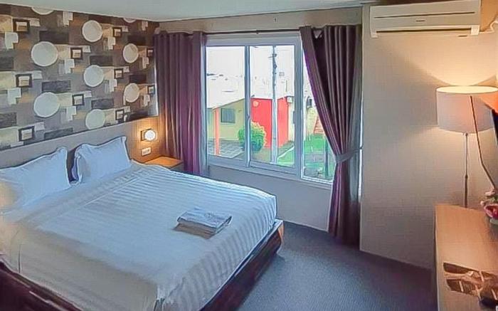 Grand Hills Hotel Near Ketapang Banyuwangi Mitra RedDoorz