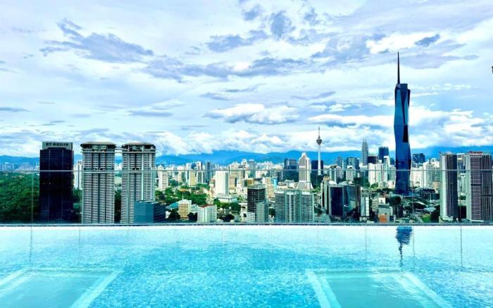 Riveria City near KL Sentral with Sky Infinity Pool by COBNB