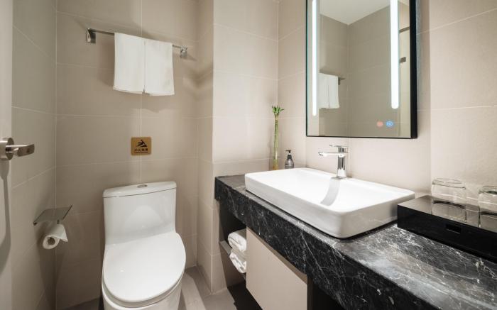Home Inn Style Golden Chongqing Shapingba Railway Station Three Gorges Square