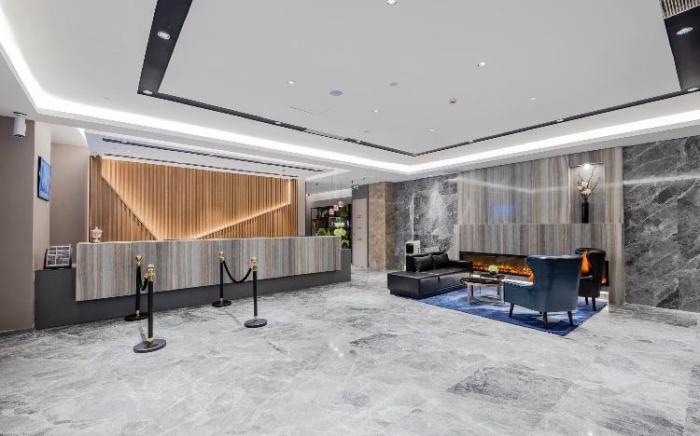 Home Inn Style Golden Nanjing Baijiahu Xiaolongwan Metro Station