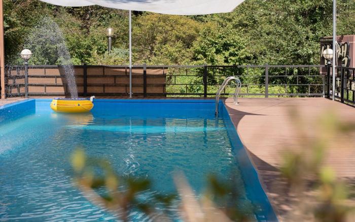 gapyeong sanchaek Glamping Pension