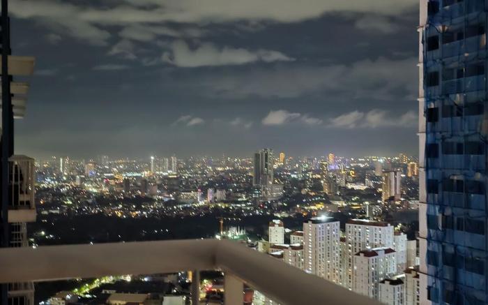 Condotel 1BR w/ Balcony SM Light Residences #LT11