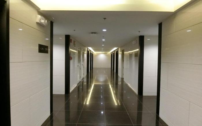Makati SMDC Air Res. 56th floor with 2 double beds
