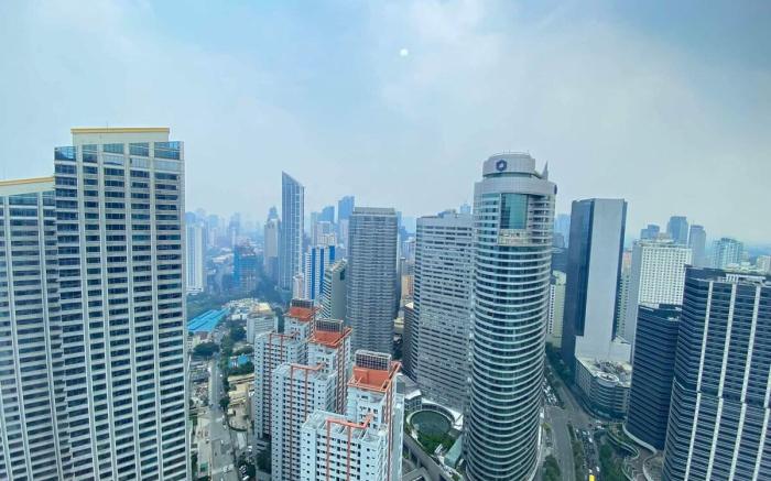 Makati Air 5258; 2double-beds, 4pax, good location