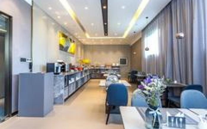 Home Inn Selected Hangzhou Hefang Street Railway Station