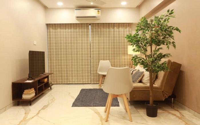 Downtown 2.5 BHK Appt, Mahalaxmi, 1201