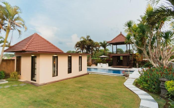 Bali Hai Luxury Villa in Nyanyi