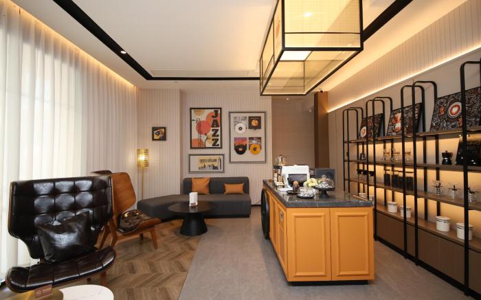 Home Inn Plus Chengdu Wenshufang
