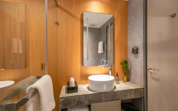 Home Inn Style Shanghai Jinqiao Yanggao Middle Road Lantian Road Metro Station