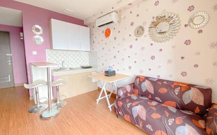 Serene 2BR Mekarwangi Square Cibaduyut By Travelio