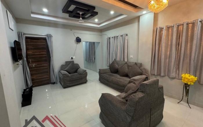 Spacious 3BHK Suites in Chandrayangutta (by SH)