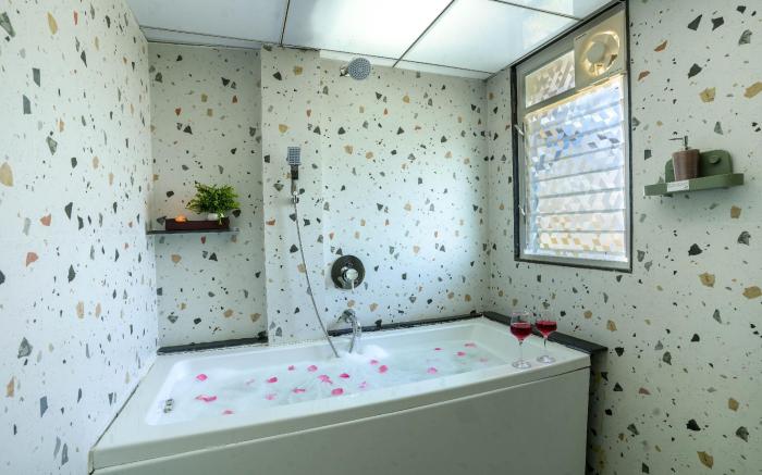 Stay Leisurely The White Mirage, 3BHK Pawna Lake