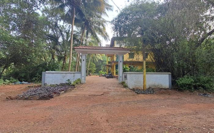 Mukund Sadan Guest House R-4