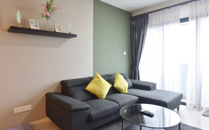Chic & Cozy Stay at Suasana Suites JB