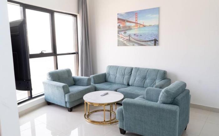 1BR near metro and tramp