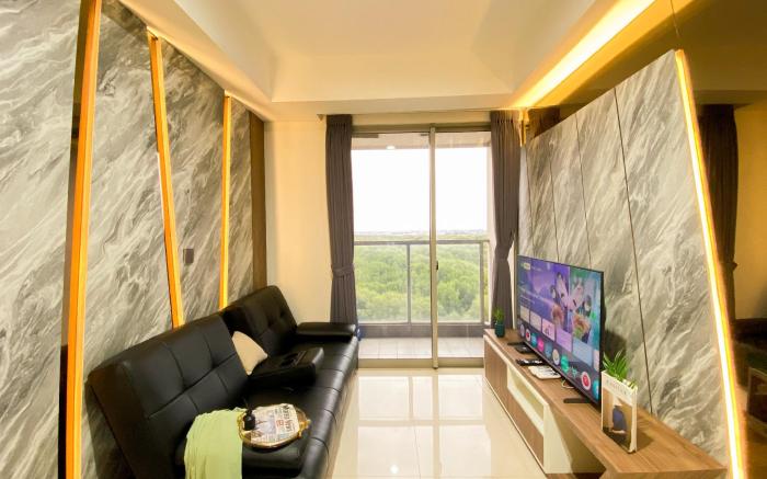 Brand New & Elegant 2BR at Gold Coast By Travelio