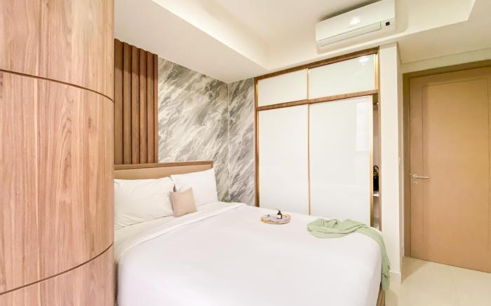 Brand New & Elegant 2BR at Gold Coast By Travelio