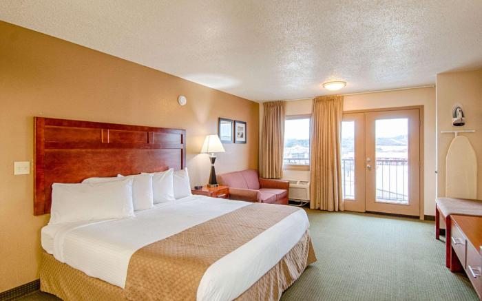 Park Tower Inn