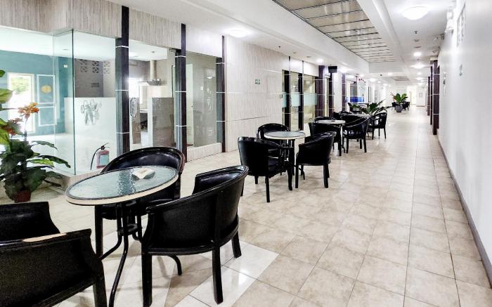 RedDoorz Premium Near Imperium Superblok