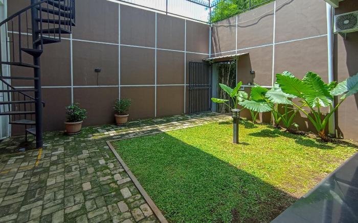RedDoorz @ Wisma Garden Purwokerto