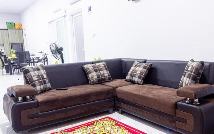 Inara Guesthouse & Villa