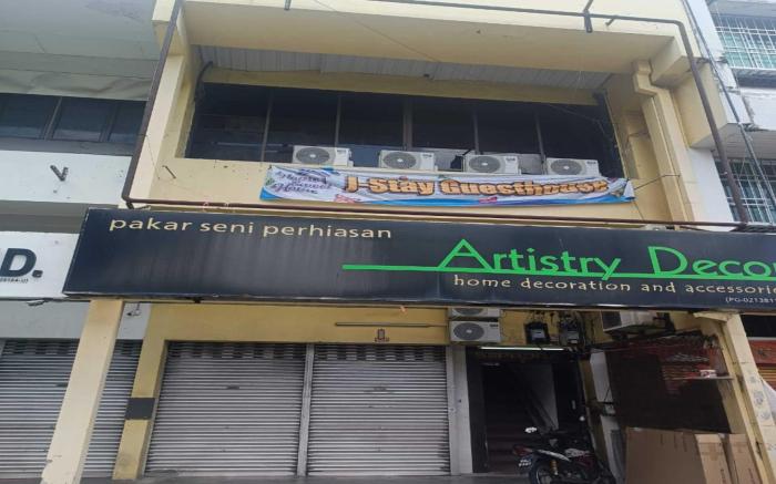 OYO 91085 J Stay Guesthouse