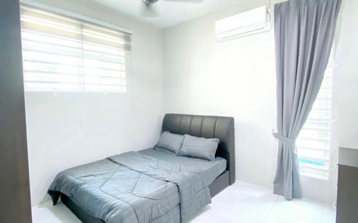 D'Villa Aryan Homestay with private pool