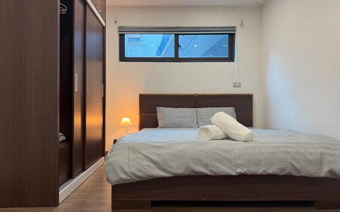 Ren Apartment