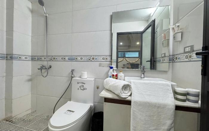 Ren Apartment