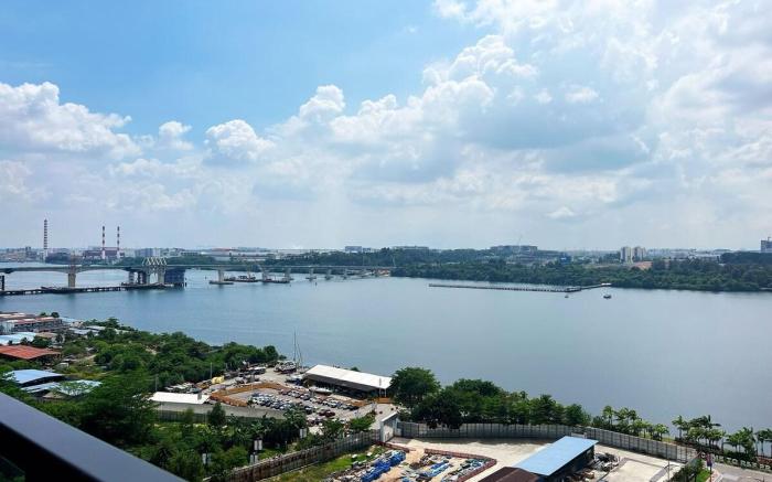 R&F 3R2B with Seaview By Han Lin Homestay