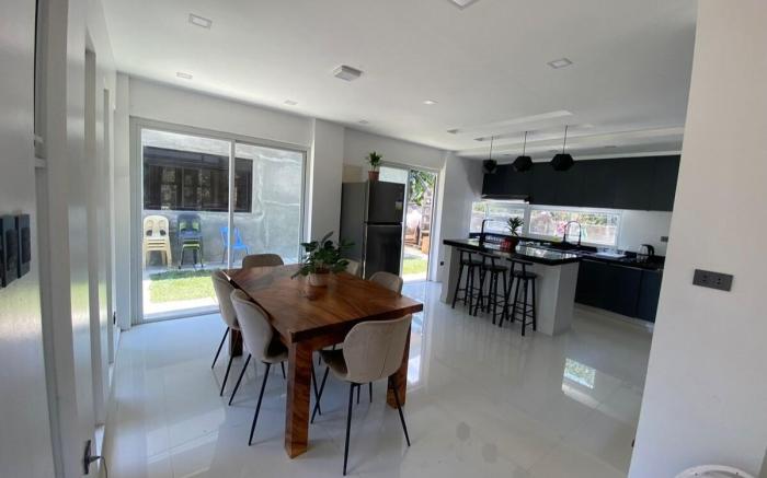 Modern House in Vigan (3 rooms)