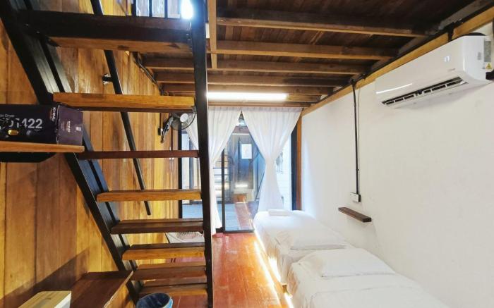 5BR Ruma Papanz Moden 30Pax-DipPool/NetFlix/Karaok