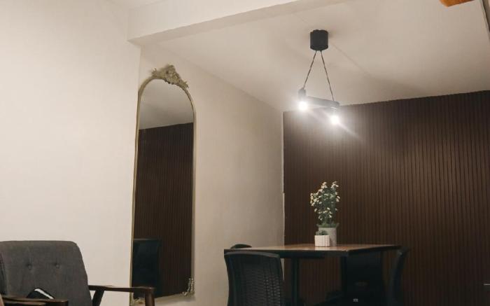 Modern Townhouse in San Fernando (Solana Suites)
