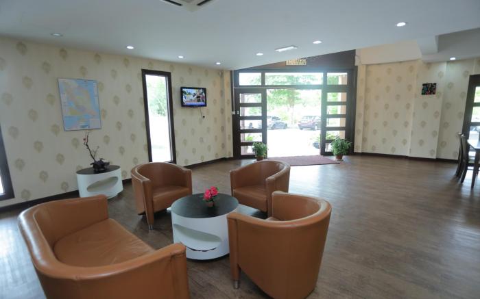 JAM Hotel Kota Warisan Near ERL Salak Tinggi Sepang