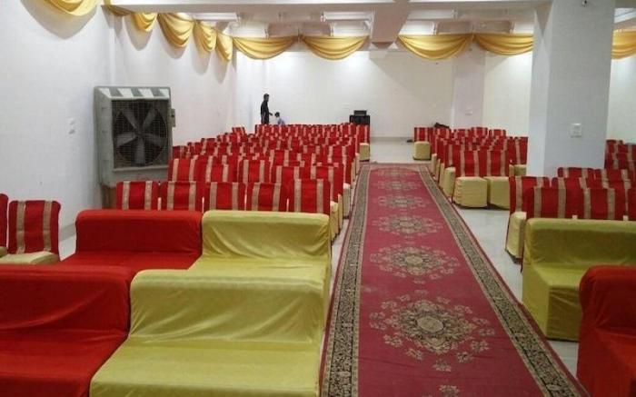 Tej Mahal Palace Bandikui