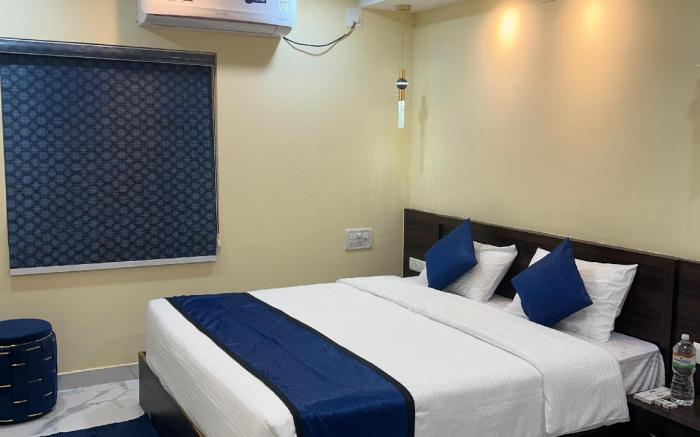 Livotel Premium Hotel Near Kiit University