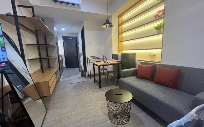 Collins Apartemen Serpong By LiviRooms Tangerang
