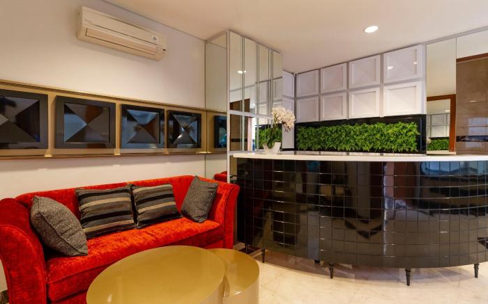 RedDoorz Plus @ CBD Bintaro