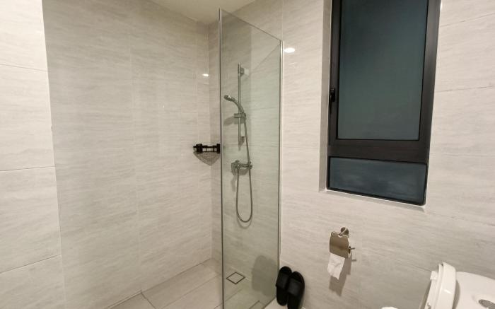 OFFER 30%  MONTHLY || Kepong Muji 3pax Suite
