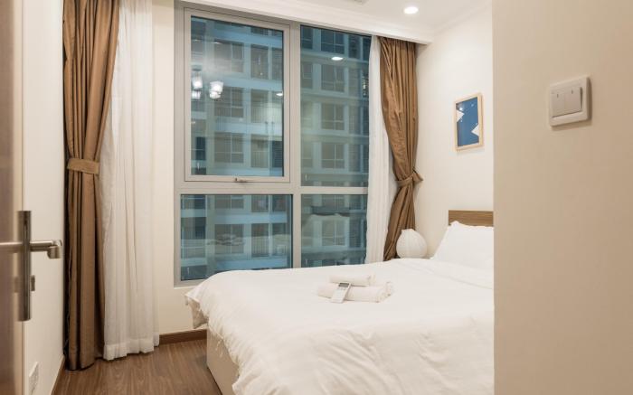 Flash sale!!! 2BR Lux Flat Vinhomes Central Park