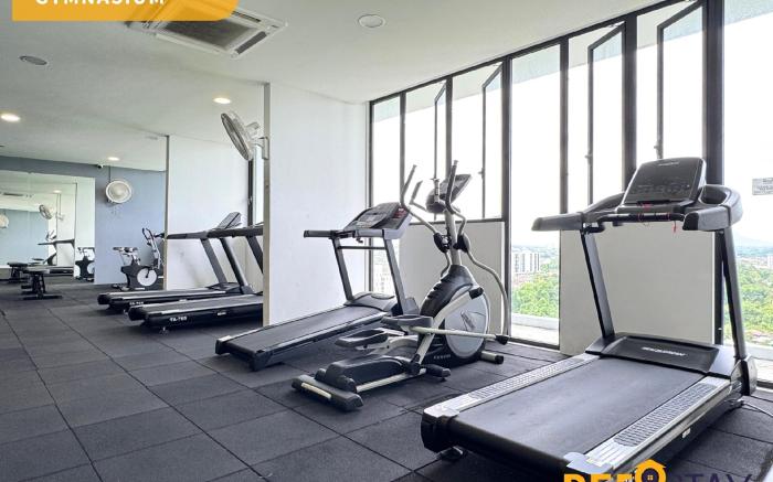 Kuching, Sarawak | Duplex Family Suite/5KM Airport