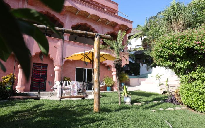 Nomada Wellness Hotel