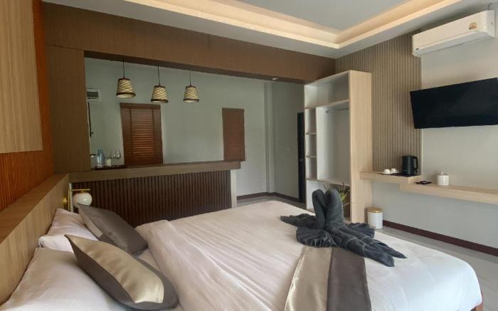 The Cushty Days Lanta